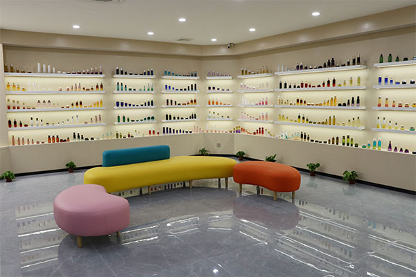Guangzhou-Jiufu-Packaging-Products2.jpg