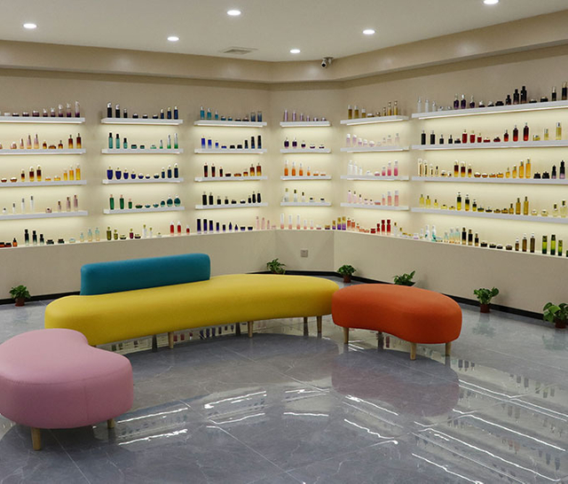 Cosmetic Bottle Showroom